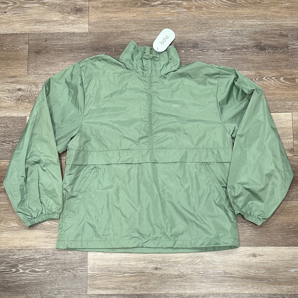 NWT Bala Sage Green Windbreaker